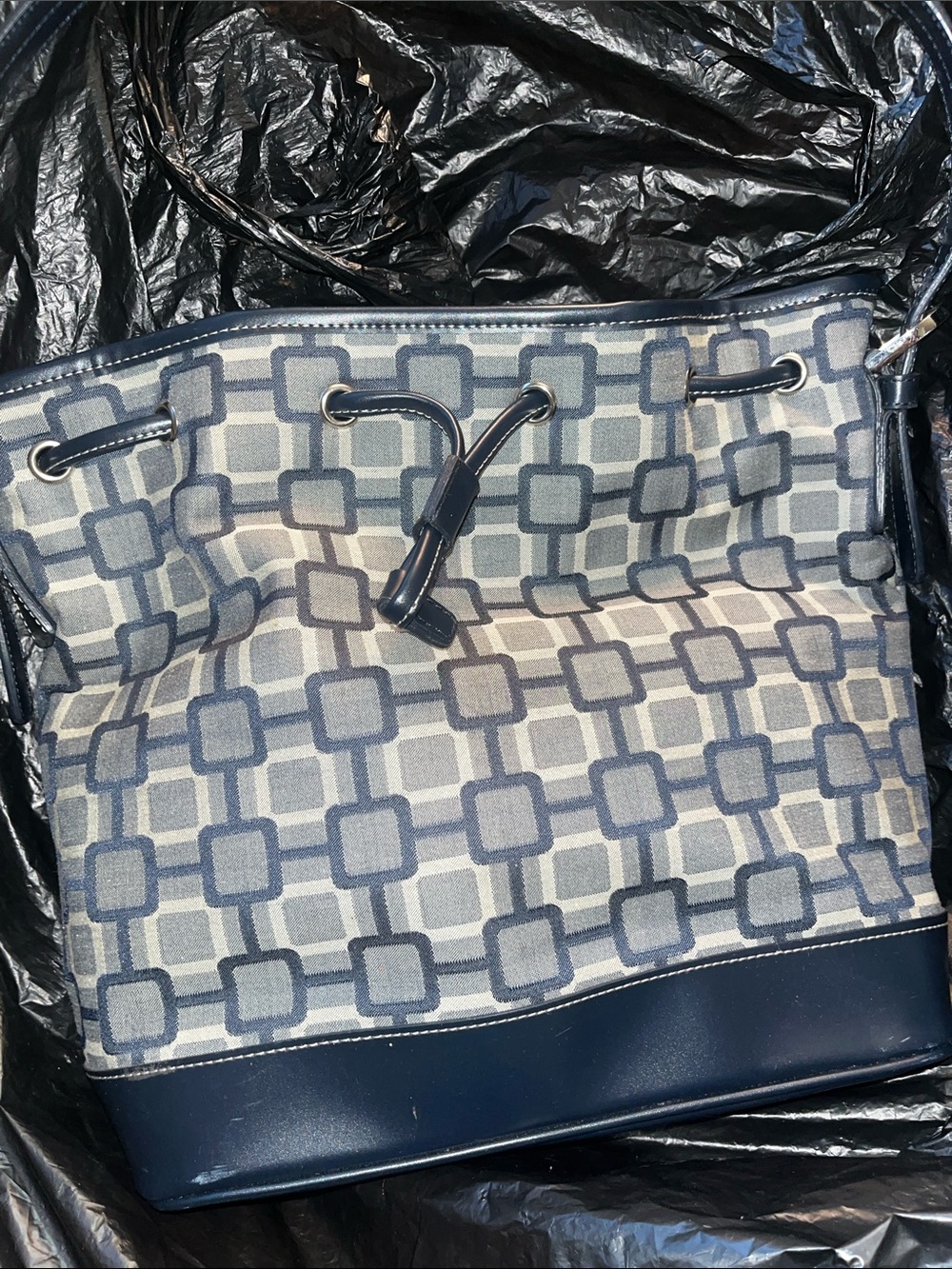 Nine West Navy and Cream Geometric Drawstring Tote